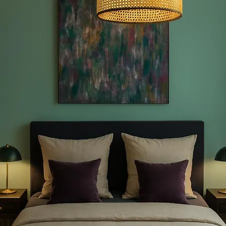 Geschmackvolle Design - 15 Min Airport & Parkplatz *